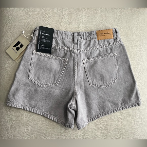 NWT - Frank & Oak Women’s The Courtney Loose Fit Denim Short - Size 26 - Picture 6 of 9
